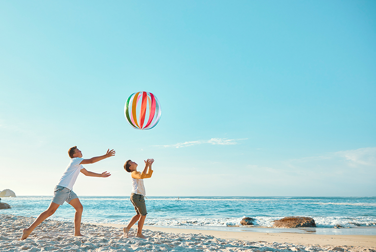 Family weekends at Bird Rock: Markets, cafes, and beach time